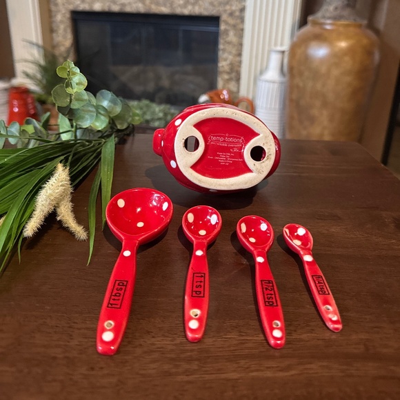 Temptations Red & White Polka Dots Rooster Chicken w/4 Measuring Spoons - Picture 6 of 7
